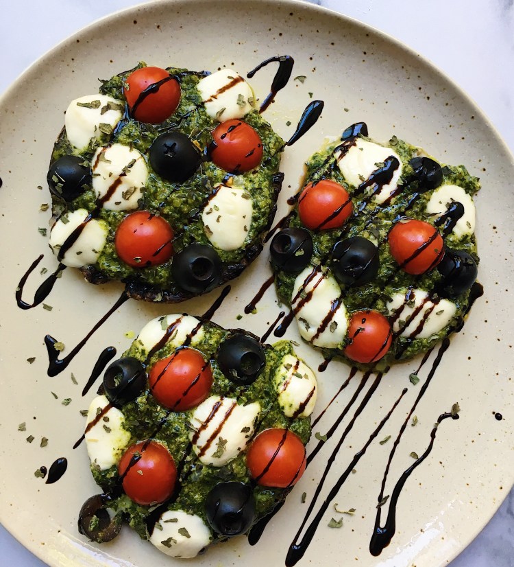 portobello pizza with pesto and mozzarella