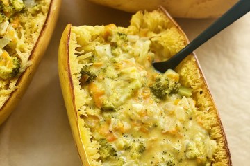 Broccoli cheese spaghetti squash boats